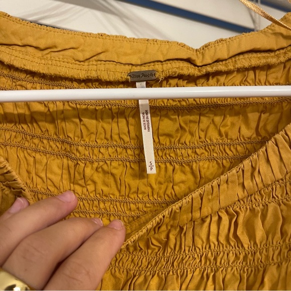 Free people smocked top poplin puff sleeve - Picture 3 of 5